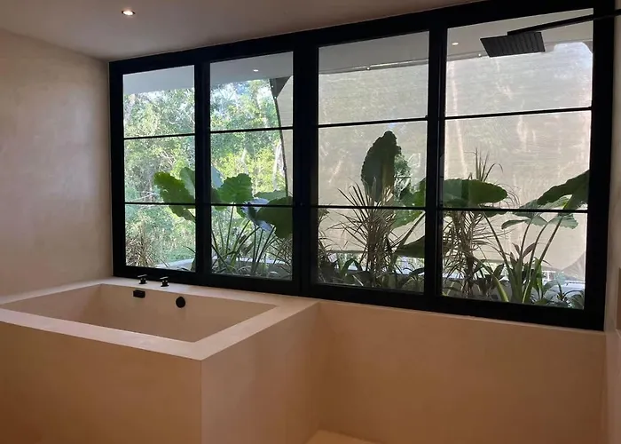 Holiday home Hacienda Babylon - 9 10 Pools Gym & Sauna