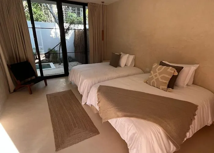 Holiday home Hacienda Babylon - 9 10 Pools Gym & Sauna Tulum